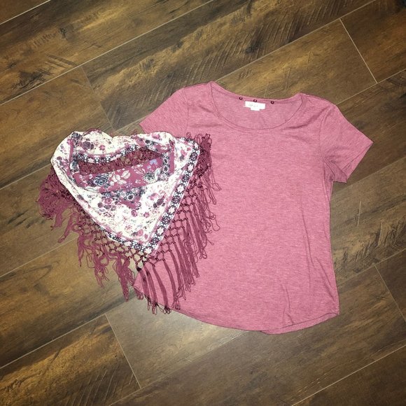 Style & Co Maroon Short Sleeve w detachable scarf - Picture 3 of 7